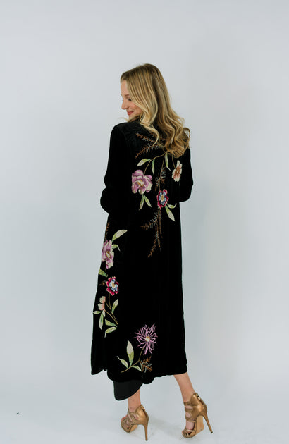 Black Velvet Duster – Changing Ace Boutique