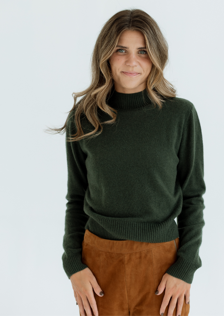 Womad Funnel Neck Sweater