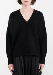 Aura V neck sweater