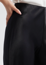Silvi Pant