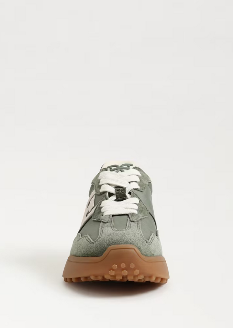 Langley Sneaker