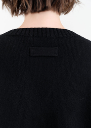 Aura V neck sweater