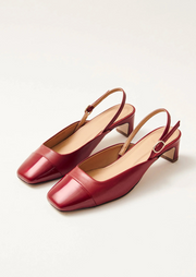 Lindy Pumps