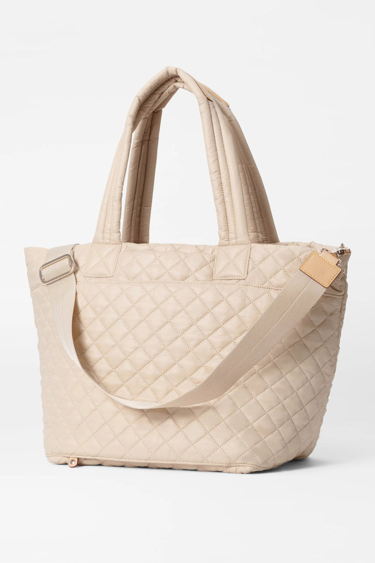 Medium Metro Tote Deluxe