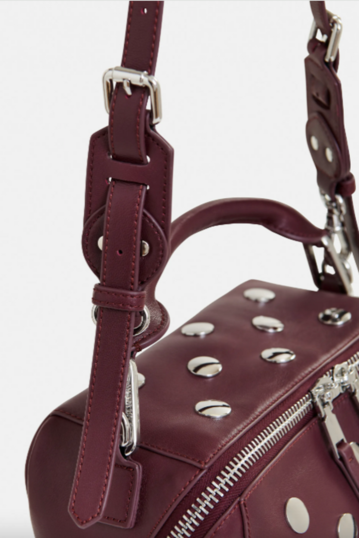 Irona Bag, Bobbi Bag