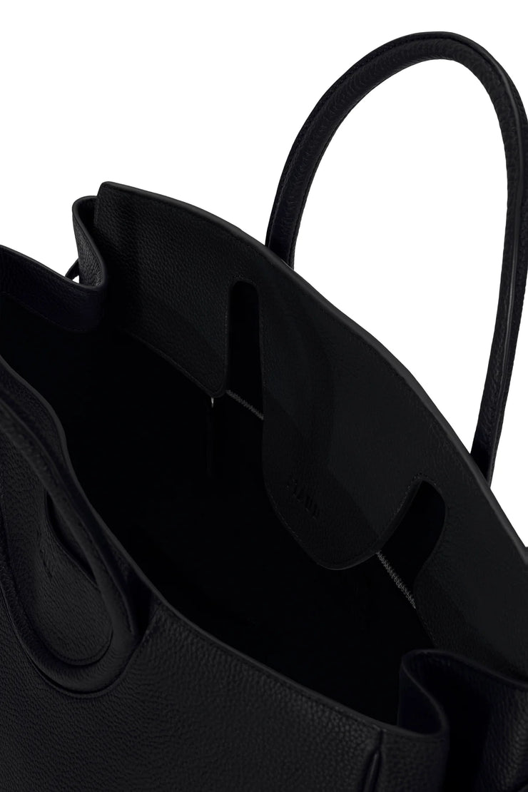 Maude Carryall