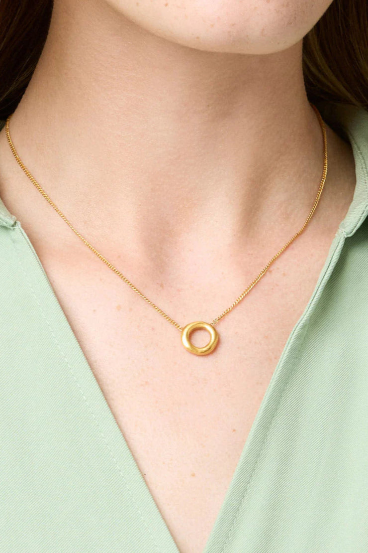 Wave Circle Delicate Necklace