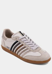Stevie Sneaker