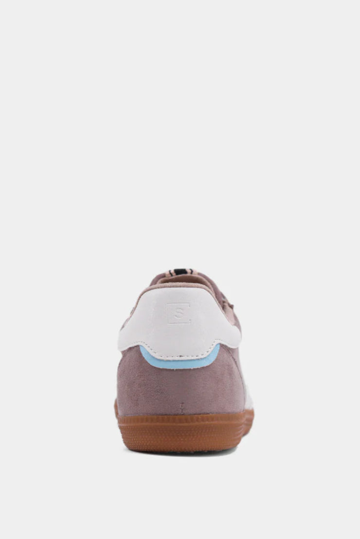 Stevie Sneaker